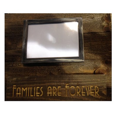 I29 Sports Friends & Family Holiday Web Store 14 Engraved Pallet Wood Picture Frame